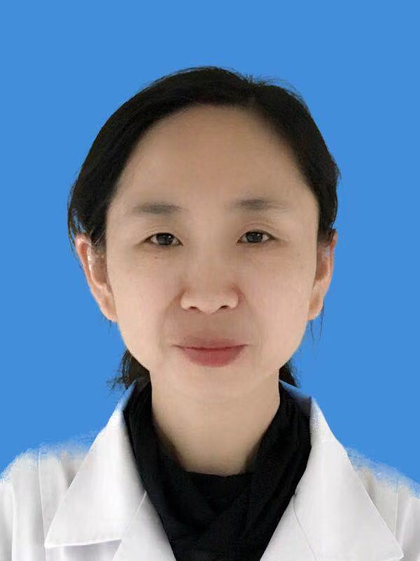 李芳.jpg